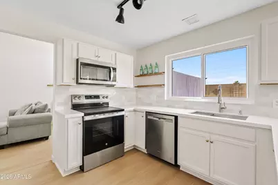3959 W Whispering Wind Drive, Glendale, AZ 85310 - Photo 2