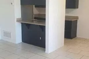 6838 W Monterosa St, Phoenix, AZ 85033 - Photo 2