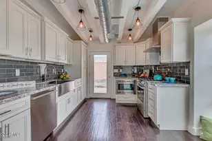 3228 N 27th St, Phoenix, AZ 85016 - Photo 2