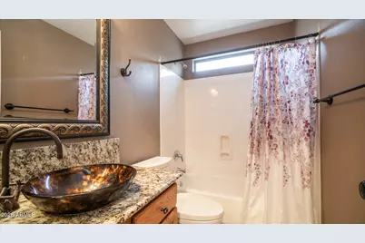 9138 W Clara Lane, Peoria, AZ 85382 - Photo 22