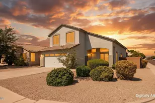 9138 W Clara Ln, Peoria, AZ 85382 - Photo 4