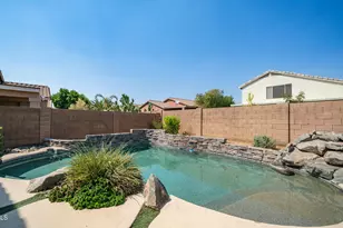 9138 W Clara Ln, Peoria, AZ 85382 - Photo 8