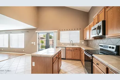 9138 W Clara Lane, Peoria, AZ 85382 - Photo 20