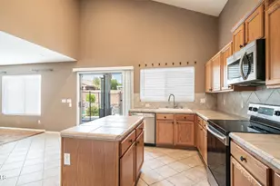 9138 W Clara Ln, Peoria, AZ 85382 - Photo 20