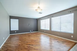 9138 W Clara Ln, Peoria, AZ 85382 - Photo 12