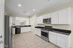 8747 W Solano Dr, Glendale, AZ 85305 - Photo 8