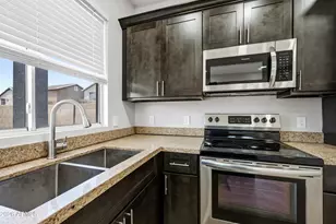 1330 S 121st Dr, Avondale, AZ 85323 - Photo 10