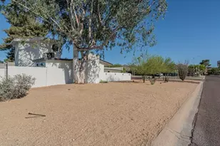 3302 E Turquoise Ave, Phoenix, AZ 85028 - Photo 4