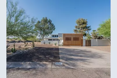 3302 E Turquoise Avenue, Phoenix, AZ 85028 - Photo 1