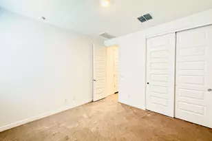1636 W Estes Way, Phoenix, AZ 85041 - Photo 22