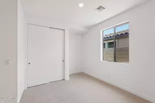 7951 W Loma Ln, Peoria, AZ 85345 - Photo 30