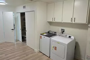 204 E Fleet Dr, Tempe, AZ 85283 - Photo 30