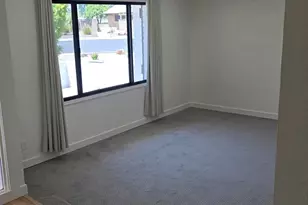 204 E Fleet Dr, Tempe, AZ 85283 - Photo 2