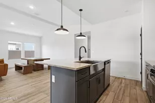 7909 N 86th Ln, Glendale, AZ 85305 - Photo 14