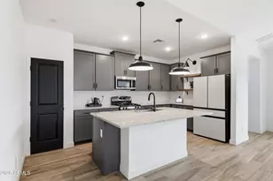 7909 N 86th Ln, Glendale, AZ 85305 - Photo 12