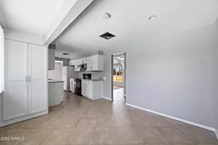 3737 W Griswold Rd, Phoenix, AZ 85051 - Photo 8