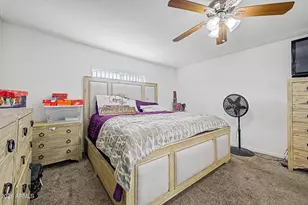 3915 E Cheery Lynn Rd, Phoenix, AZ 85018 - Photo 18