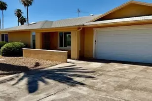 10134 W Signal Butte Cir, Sun City, AZ 85373 - Photo 2
