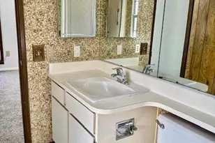 10134 W Signal Butte Cir, Sun City, AZ 85373 - Photo 12