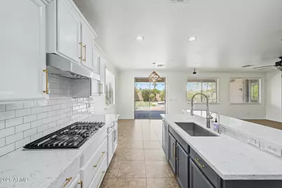 590 W Powell Way, Chandler, AZ 85248 - Photo 4