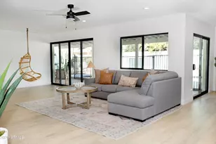 6302 E Winchcomb Dr, Scottsdale, AZ 85254 - Photo 14