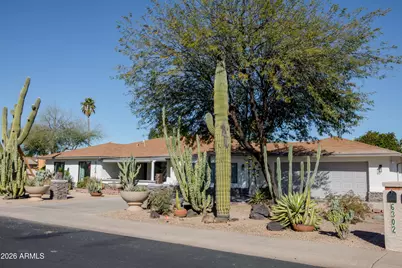 6302 E Winchcomb Drive, Scottsdale, AZ 85254 - Photo 2