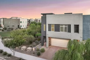 1949 W Kinfield Trail, Phoenix, AZ 85085 - Photo 2