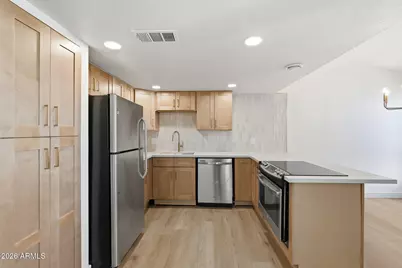 5805 N 8th Place, Phoenix, AZ 85014 - Photo 14