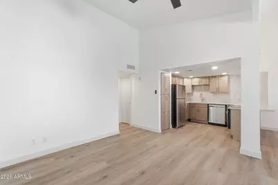 5805 N 8th Place, Phoenix, AZ 85014 - Photo 8