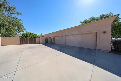 925 E Valencia Drive, Phoenix, AZ 85042 - Photo 44