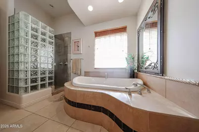 925 E Valencia Drive, Phoenix, AZ 85042 - Photo 40
