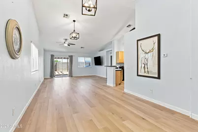 4738 E Meadow Lark Way, San Tan Valley, AZ 85140 - Photo 6