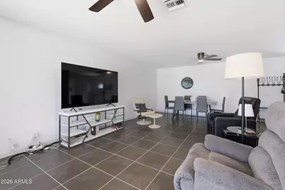 1321 E Earll Dr Drive, Phoenix, AZ 85014 - Photo 8