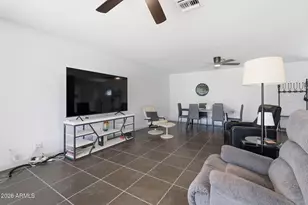 1321 E Earll Dr, Phoenix, AZ 85014 - Photo 8