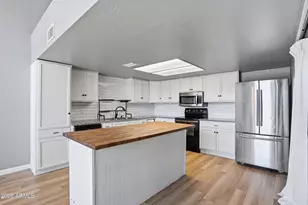 2019 W Lemon Tree Pl, Chandler, AZ 85224 - Photo 2
