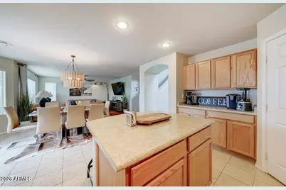 29293 N Yellow Bee Drive, San Tan Valley, AZ 85143 - Photo 10