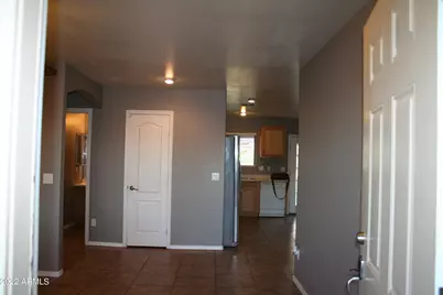 11207 W Hopi Street, Avondale, AZ 85323 - Photo 4