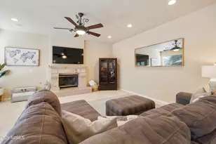 6419 E Betty Elyse Ln, Scottsdale, AZ 85254 - Photo 2