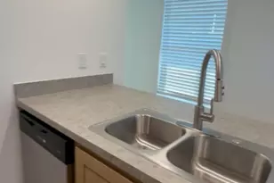 5201 W Camelback Rd, Phoenix, AZ 85031 - Photo 6