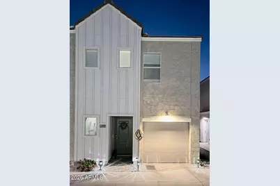 8192 N 22nd Drive, Phoenix, AZ 85021 - Photo 1