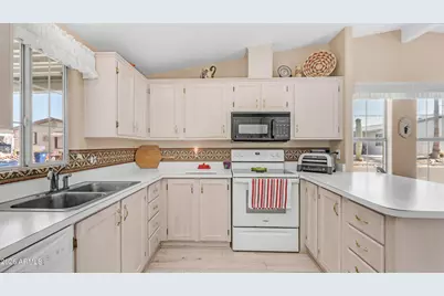 2400 E Baseline Avenue #197, Apache Junction, AZ 85119 - Photo 16