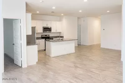 5827 E Rosina Dell Place, San Tan Valley, AZ 85140 - Photo 2
