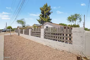 1010 E Chipman Rd, Phoenix, AZ 85040 - Photo 4