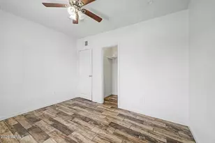 1010 E Chipman Rd, Phoenix, AZ 85040 - Photo 18