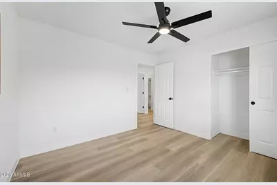 3440 E Sunnyside Drive, Phoenix, AZ 85028 - Photo 22