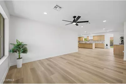 3440 E Sunnyside Drive, Phoenix, AZ 85028 - Photo 6