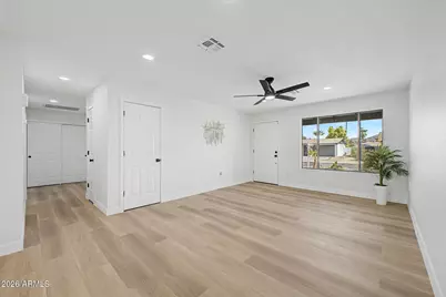 3440 E Sunnyside Drive, Phoenix, AZ 85028 - Photo 6