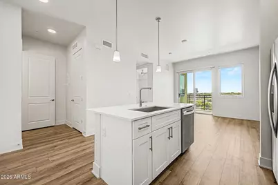 3131 N Central Avenue #6020, Phoenix, AZ 85012 - Photo 2