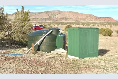 54125 N Mariposa Lane, Seligman, AZ 86337 - Photo 34