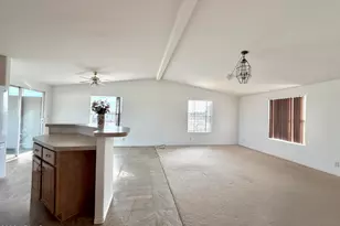 54125 N Mariposa Ln, Seligman, AZ 86337 - Photo 6